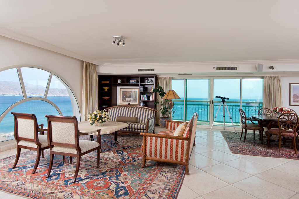 Herods Boutique Eilat A Premium Collection By Fattal Hotels Exterior photo A living room in a luxury apartment